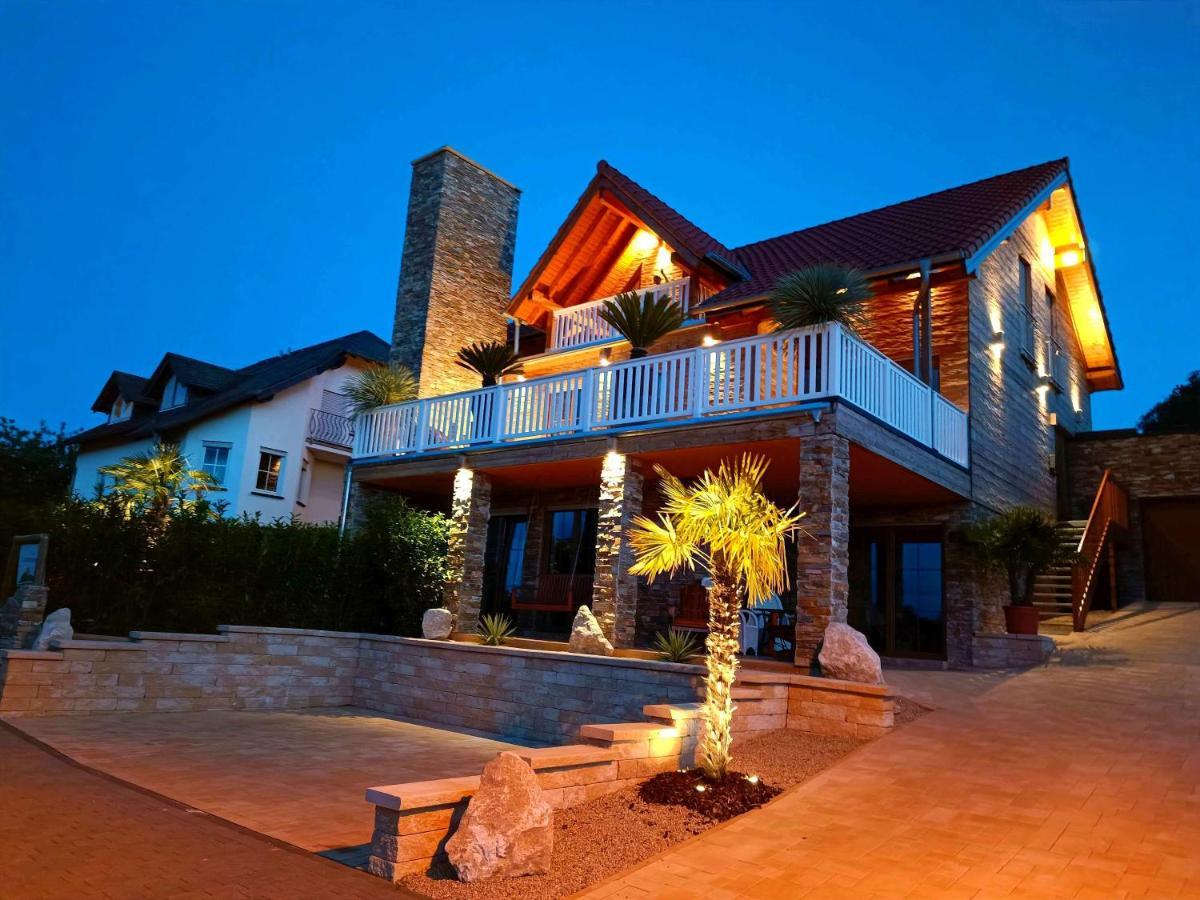Luxus Ferienwohnung Chalet Seenaehe Schalkenmehren Luaran gambar
