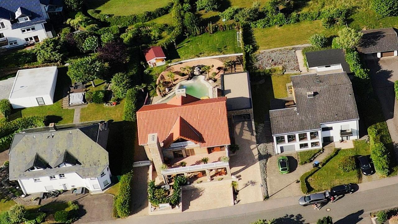 Luxus Ferienwohnung Chalet Seenaehe Schalkenmehren Luaran gambar